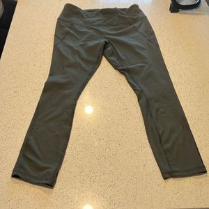 Reebok women’s large leggings